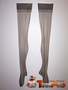 220px-Nylonstockings.jpg