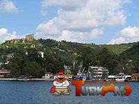 200px-Yoros_castle_turkey.jpg