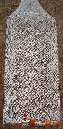220px-BlockedLaceScarf.jpg