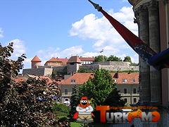 240px-IMG_0368_-_Hungary_Eger_-_Castle.jpg