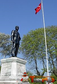 200px-Ac_ataturk1.jpg