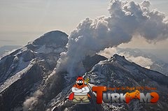 240px-Mt._Redoubt2009.jpg