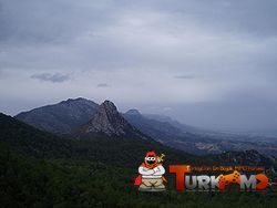 250px-KyreniaMountainRange.jpg