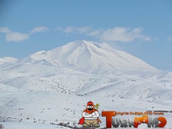 250px-Mount-Sahand.jpg
