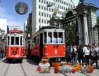 200px-Turkiye_Istanbul_nostalji_iki_tramvay_karsilasmasi.jpg