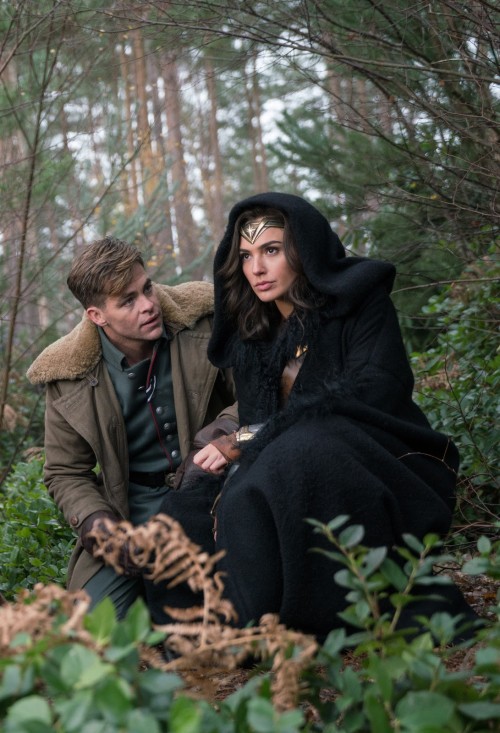 wonder-woman-movie-04-987935.jpg