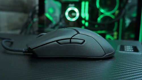 Razer-Viper-8K-Left-Side.jpg