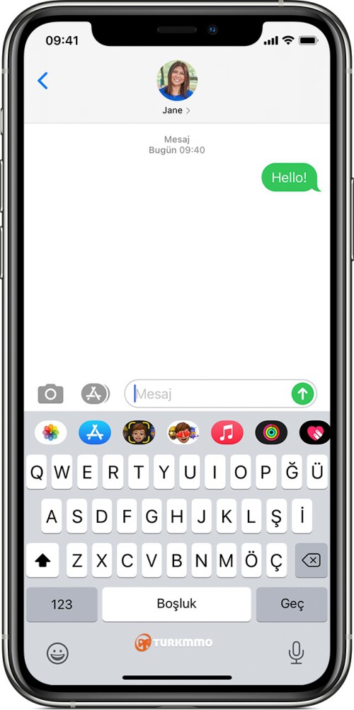 ios14-2-iphone11-pro-messages-send-green-sms-text.jpg