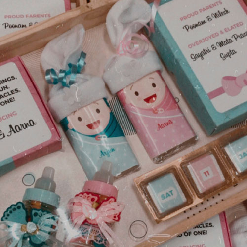 birth-announcement-chocolate-bars-customized.jpg