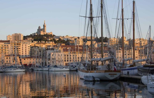 the-harbor-of-marseille-in-the-late-afternoon-sunlight.jpg