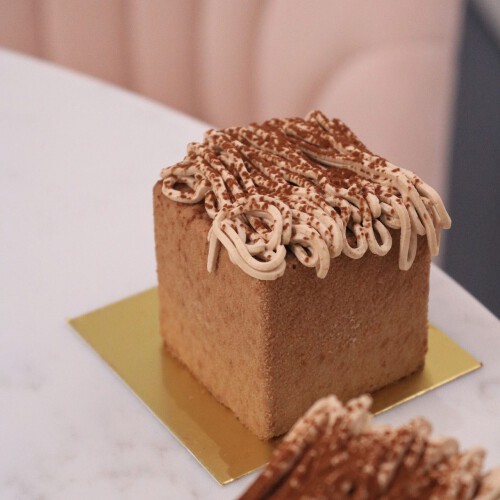 Searching for a french bakery in Glasgow? Visit Sugarfall.co.uk for delicious birthday cakes to give a surprise to your loved ones at midnight. For more detailed information, please visit our website.

https://www.sugarfall.co.uk/