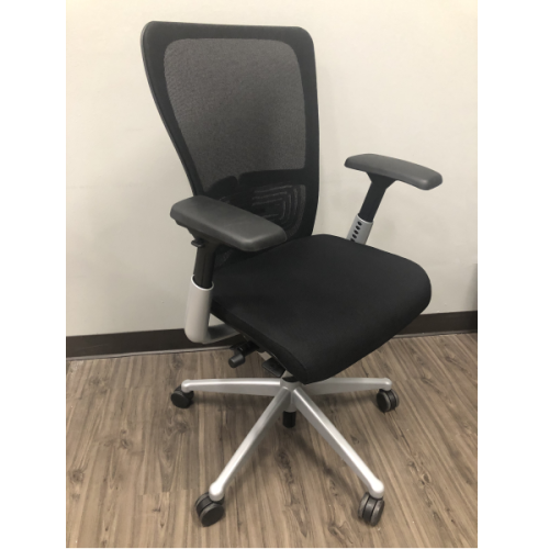 Pre-Owned-Haworth-Zody-Task-Chair-Black-Mesh-with-Silver-Frame-2017-Model.png