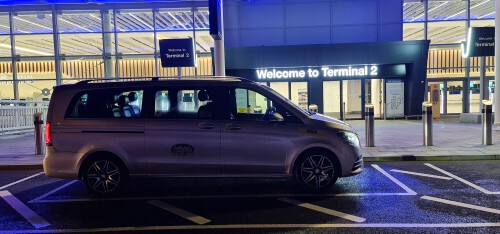 manchester-airport-taxi-service-to-the-airport.jpg