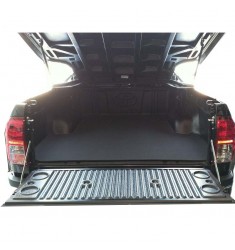 toyota-hilux-2015-laadvloermat.jpg