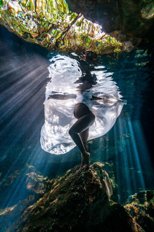 cenote-portraits-Deziree-6.jpg