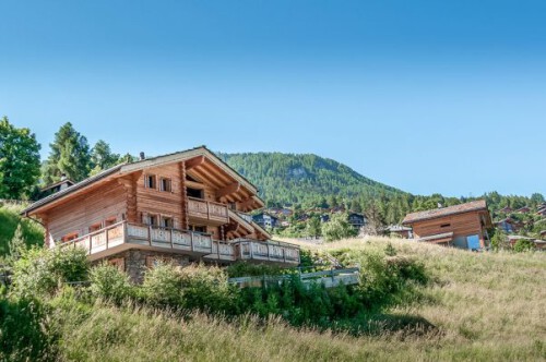 Catered & Self Catered Swiss Alpine Chalets with an Exceptional Holiday Service in Nendaz, Les 4 Vallées

Read More: https://4valleyschaletrental.com/luxury-chalets/