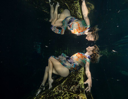 underwater-photography-cenote-model-fashion.jpg