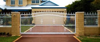 Sliding-Fence-Gate-in-Perth.jpg