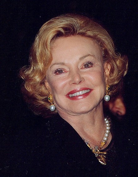 440px-Barbara_Sinatra_2000.jpg