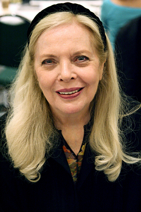 Barbara_Bain.jpg