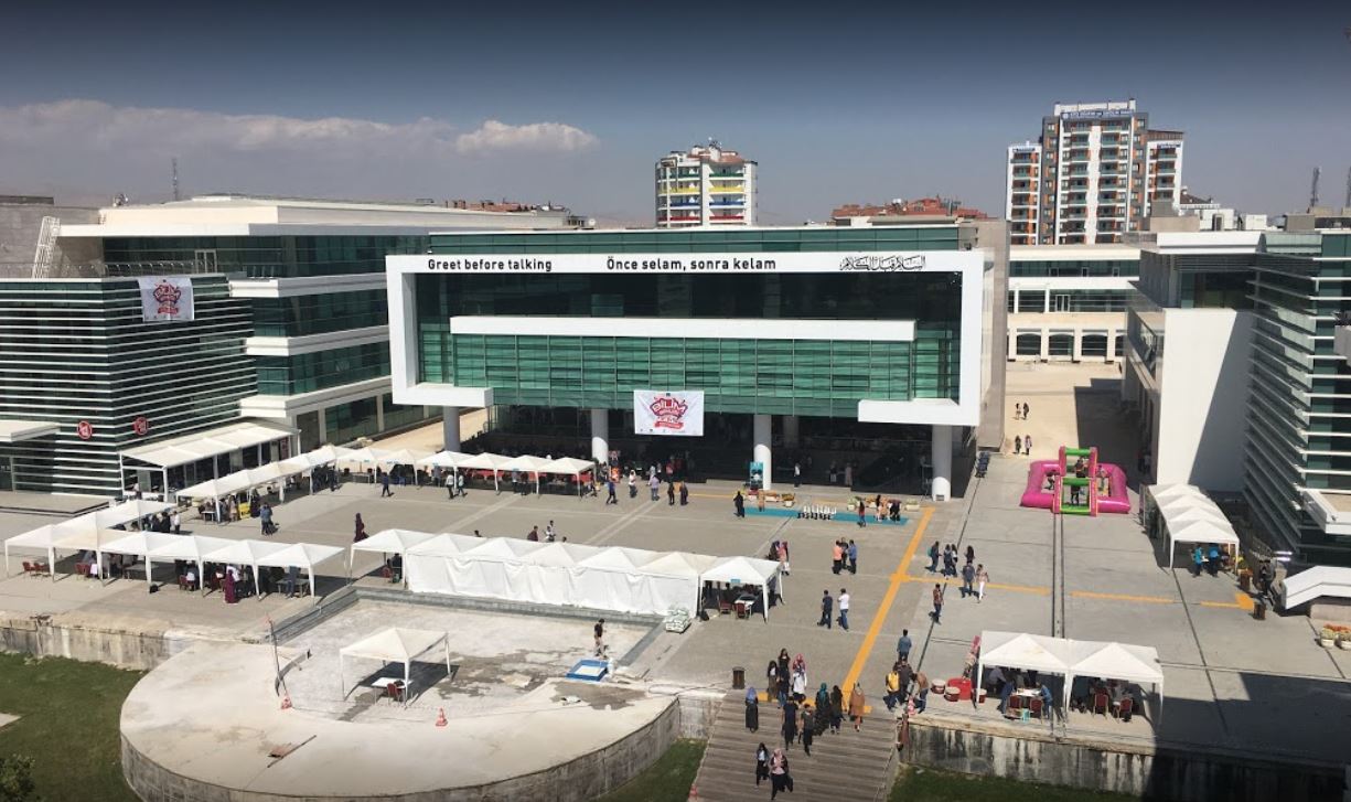 kto-karatay-universitesi-profesor-ve-docent-alimi-yapiyor.jpg