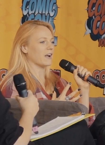 Emma_bell_2018_1.jpg