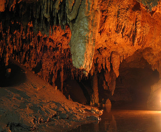 Coliboaia_cave.jpg