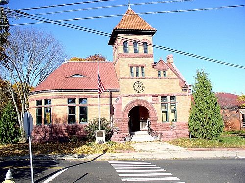 PlumbMemorialLibrary.jpg