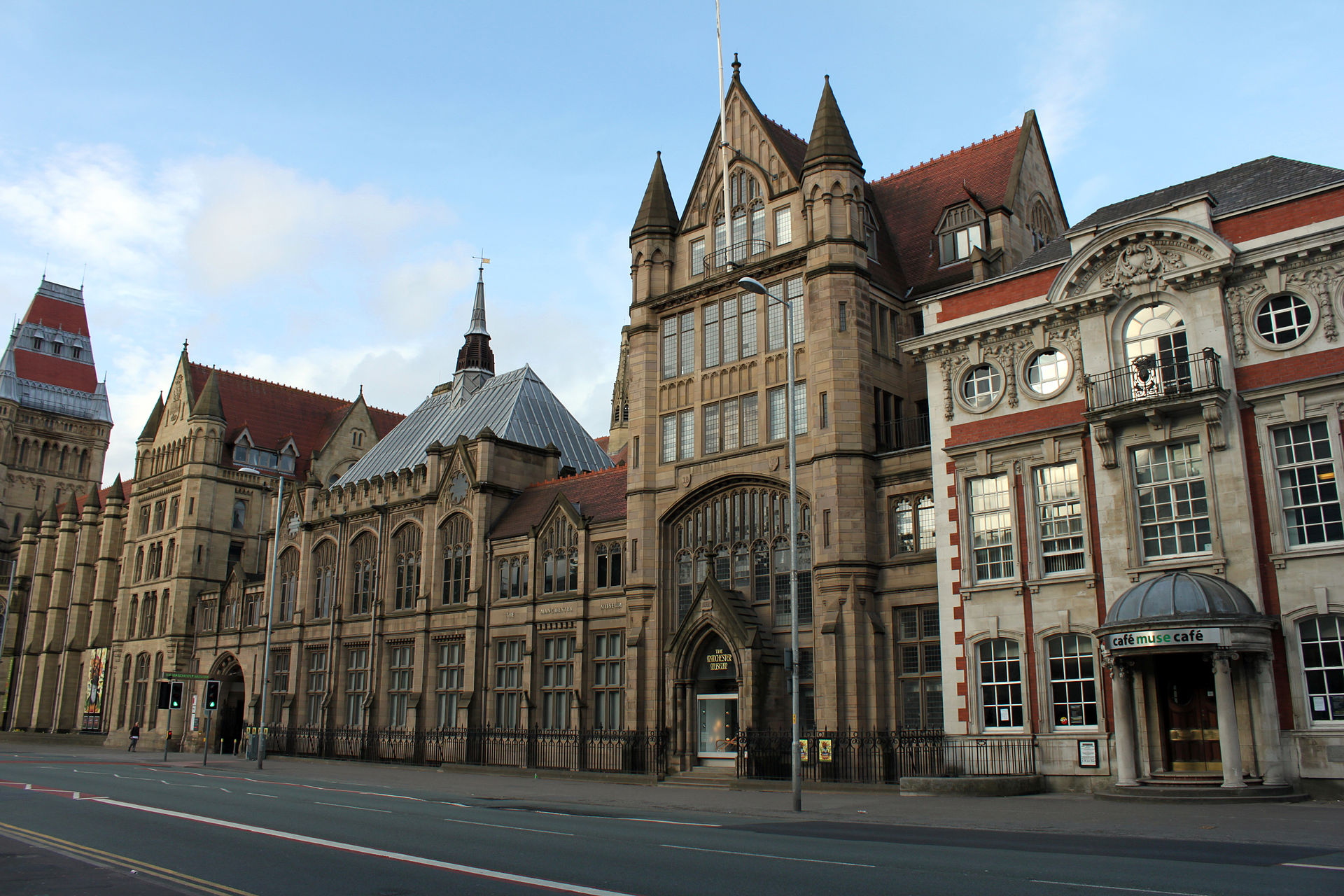 The_Manchester_Museum.jpg