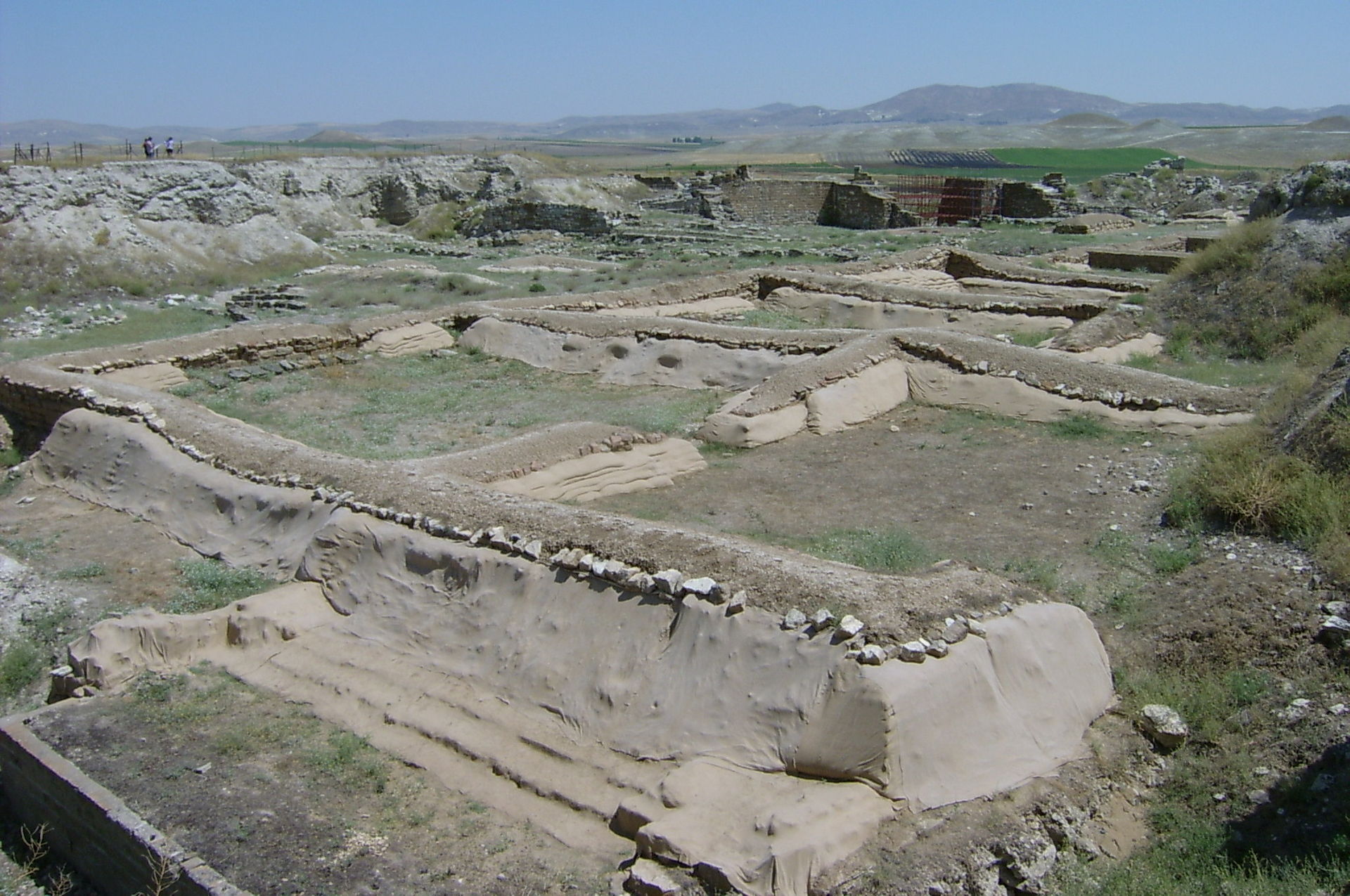 Ruins_of_Gordion_3.jpg