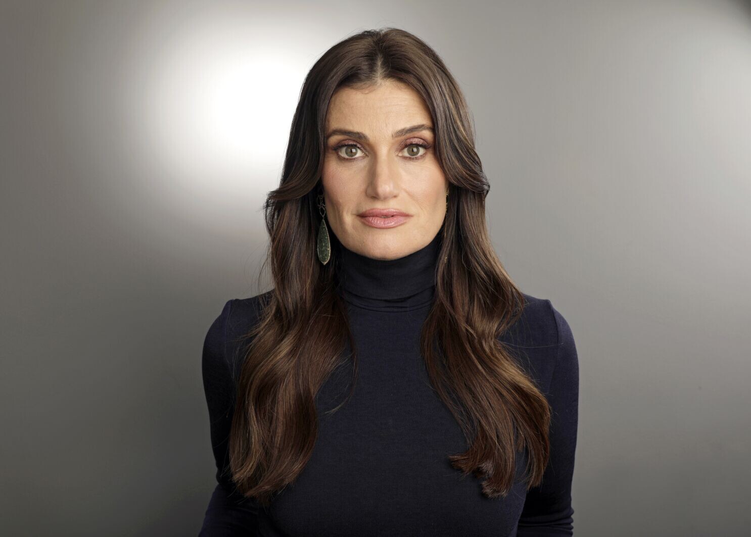 idina-menzel-11692014408.jpg