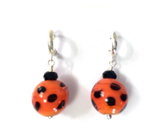 With these distinctive ladybug earrings from Creativefusionsfashion.co.uk, you can infuse your look with a whimsical touch. Shop today to embrace your sense of humour!



https://creativefusionsfashion.co.uk/products/ladybug-earrings