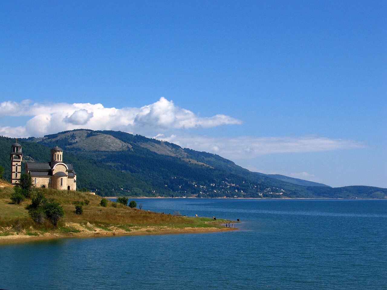 LakeMavrovo.jpg