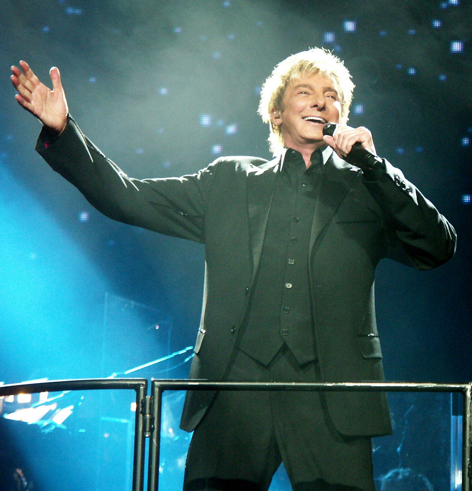 BarryManilow.jpg