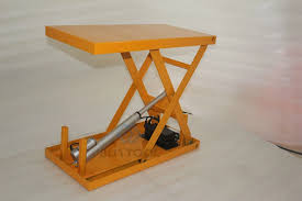 imagesScissor-Table-Lifts-in-Singapore.jpg