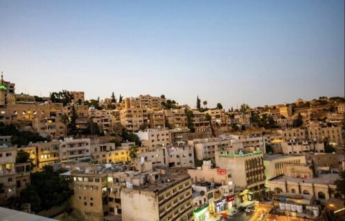 Transport yourself to a bygone era with the charming vistas of Amman's historic old town from Hotel-philosophy.com. Guests can soak in the nostalgia of cobblestone streets, ancient architecture, and traditional markets, offering a glimpse into the city's rich cultural heritage.
https://www.hotel-philosophy.com/