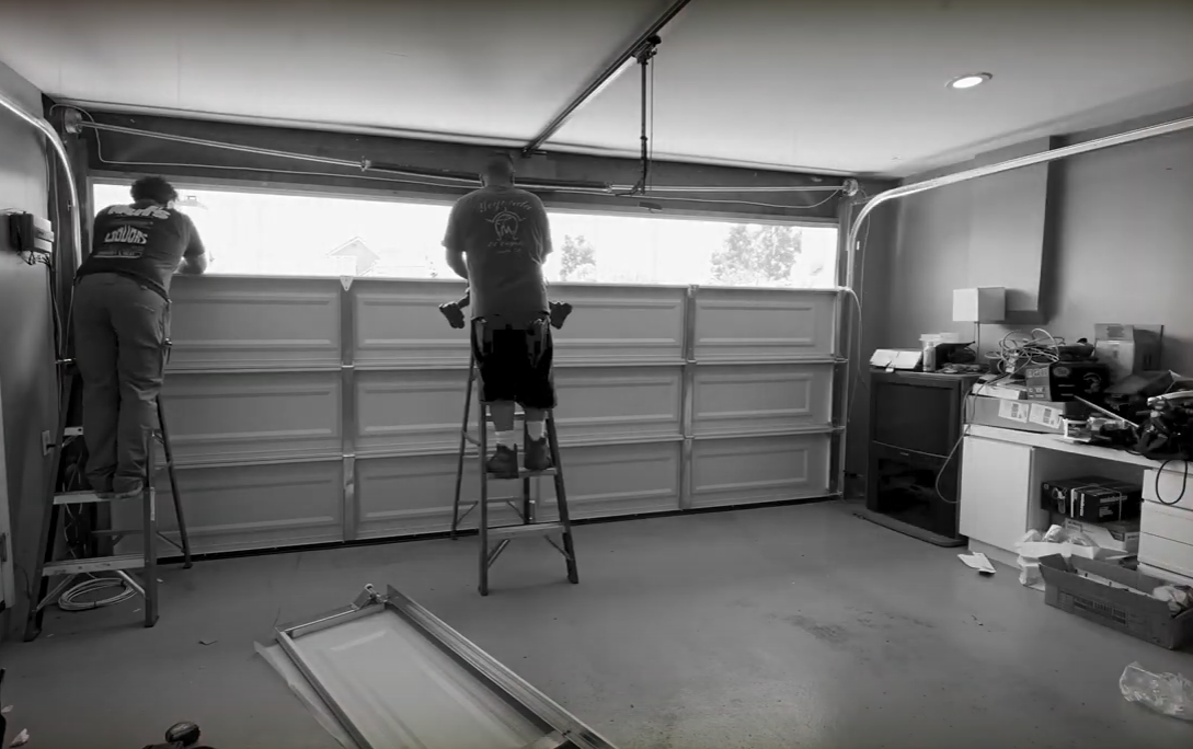 Common Garage Door Problems in Huntington Beach Common Garage Door Problems in Huntington Beach