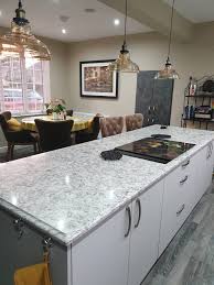 quartz-worktops-in-Stratford.jpg