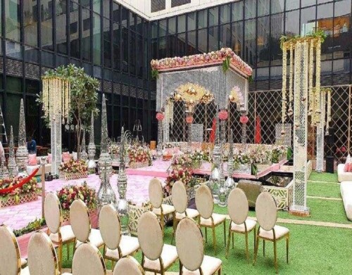 Transform your wedding into a visual masterpiece with our expert Wedding Decorators in Jaipur. At Dream Wedding Hub, we specialize in creating enchanting atmospheres tailored to your vision, from elegant themes to breathtaking floral arrangements. Let us make your special day truly unforgettable!