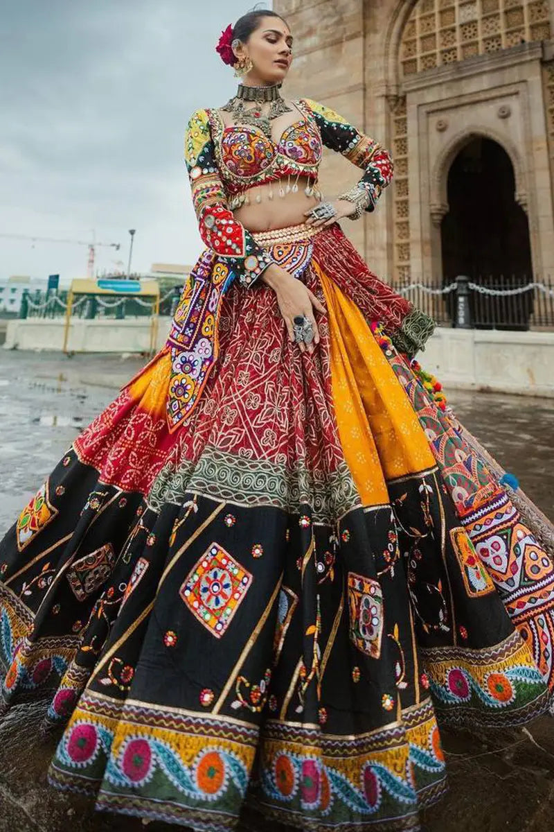 Chaniya Choli and Crop Top Lehenga: A Fusion of Tradition and Modernity