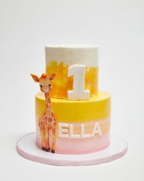 Sun-kissed-Giraffe-Cake-in-New-York.jpg