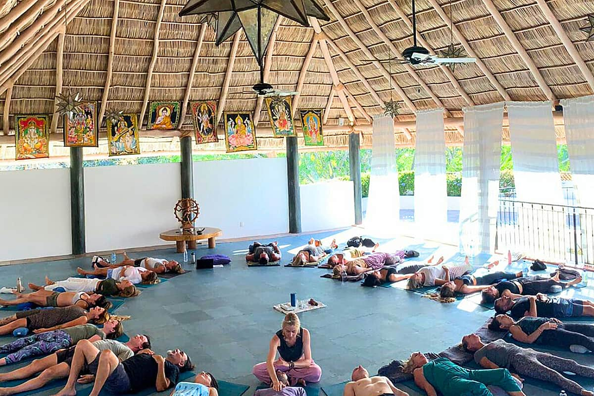 Discover the Perfect Balance: A Transformative Mushroom Retreat and Yoga Experience in Playa del Carmen, Mexico