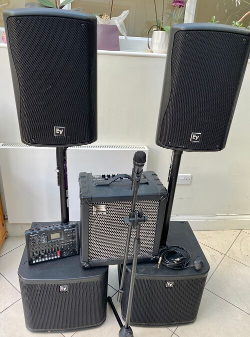 With Sound Control PA, renting speakers in London is easy and affordable. Our speaker hire services are perfect for any event, from weddings to corporate functions. Our professional speakers ensure clear, crisp sound, and our team helps you select the best option for your venue and audience size. We offer quick setup and ongoing support to make your event a success. Trust Sound Control PA for premium speaker hire in London.