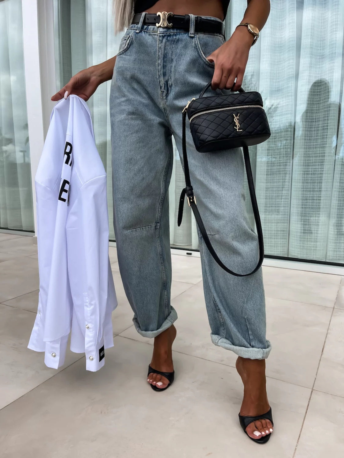 Why High Waist Wide Leg Jeans are a Wardrobe Essential This Season